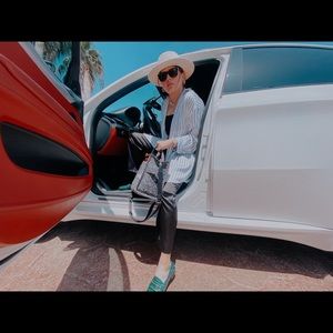 Meet your Posher, Yaneth